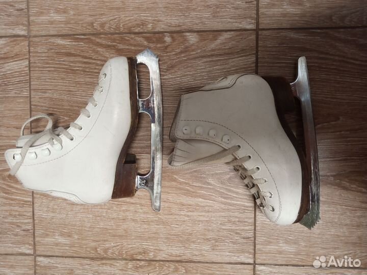 Фигурные коньки wifa 27