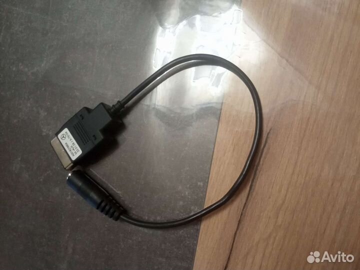 Aux кабель Mercedes-Benz