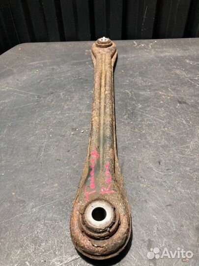 Рычаг поперечный задний Volkswagen Touareg