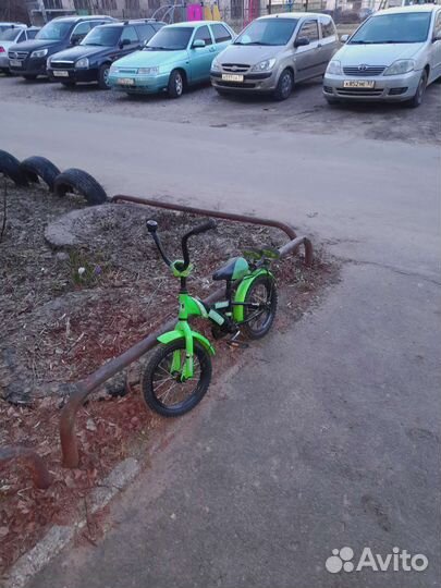 Детский велосипед бу 14диаметр