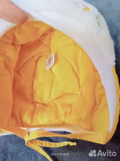 Шапочка новая зимняя болоньевая