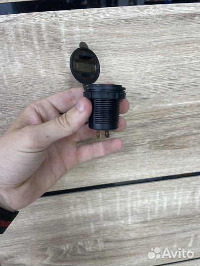 Разъем в USB в авто (врезной) 12-24vv