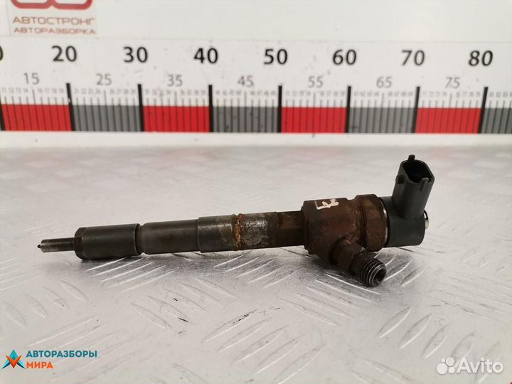Форсунка Opel Vectra C рест. 2007 55198218