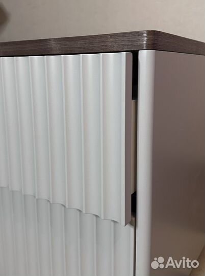 Тумба прикроватная новая