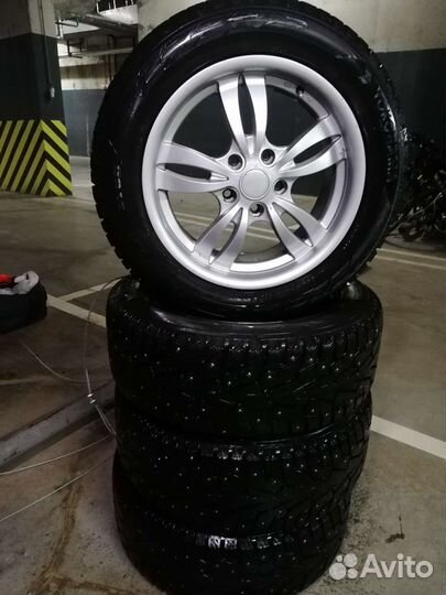 Колеса 235 55 r17 Yokohama шипованые