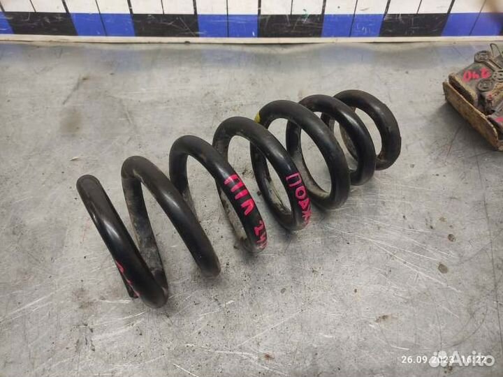 Пружина передняя левая Mitsubishi Pajero Sport 2