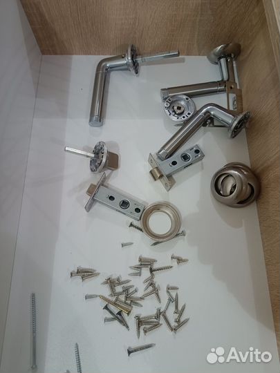 Межкомнатные двери бу 80,80,70