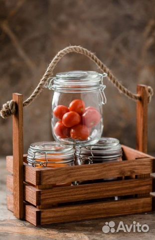 Новый деревянный ящик для подарка