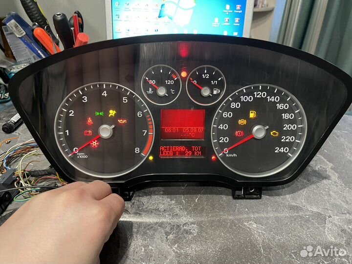 Панель приборов Форд