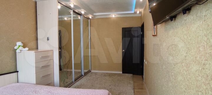 2-к. квартира, 53 м², 2/3 эт.