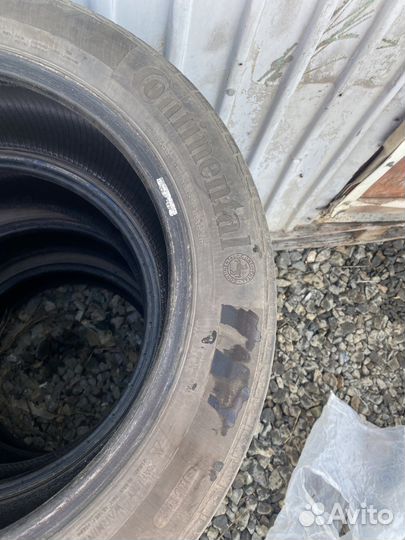 Continental ComfortContact - 5 215/55 R17 98W