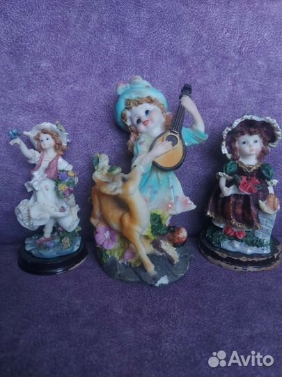 Статуэтки разные
