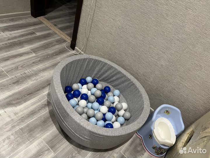 Бассейн с шариками