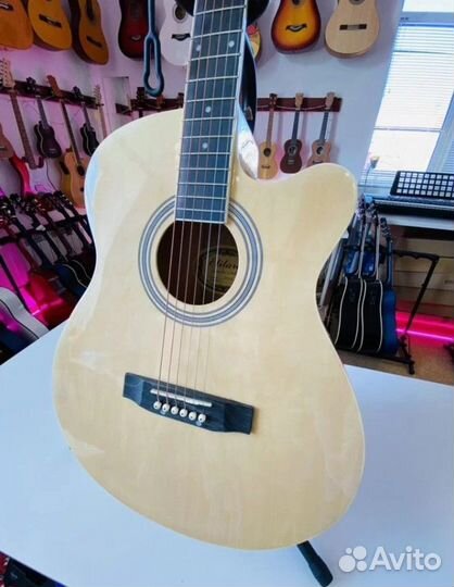 Акустическая гитара Elitaro E4010 N новая