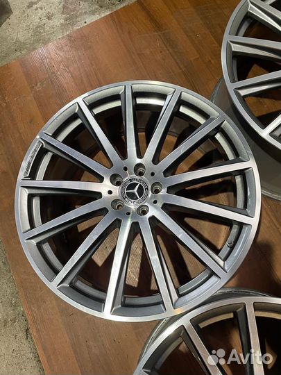 Оригинальные диски R22 Mercedes GLS C167 AMG разн