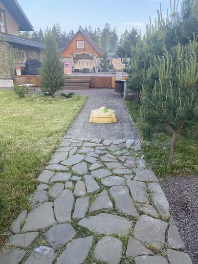 Дом 200 м² на участке 12 сот.