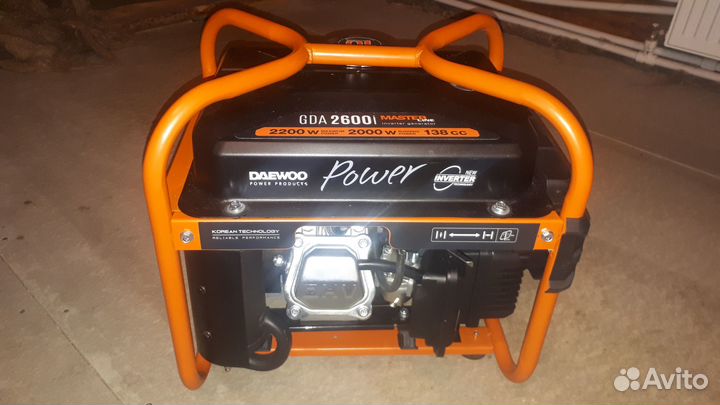 Инверторный бензогенератор