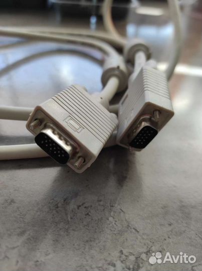 Кабель для монитора