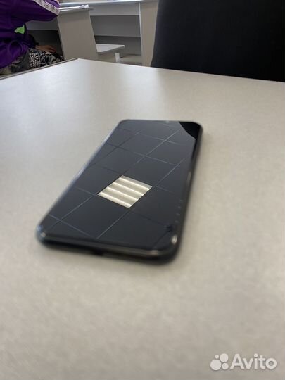 iPhone XR 64 gb