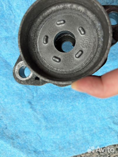 Опора заднего амортизатора w213 A2133264800