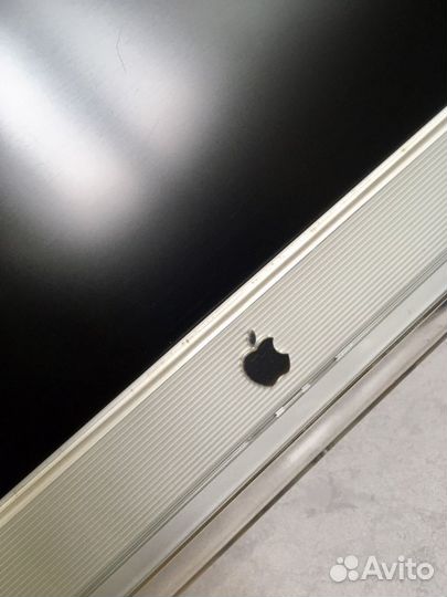 Монитор Apple Cinema Display 2003