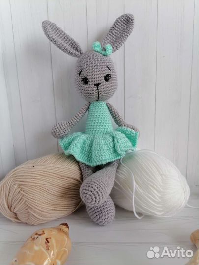 Зайка балерина вязаная ручная работа