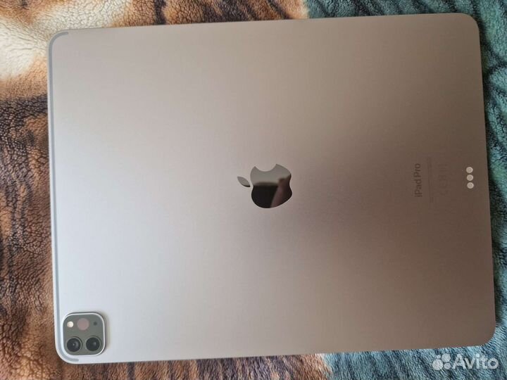 Apple iPad pro 12.9 2022
