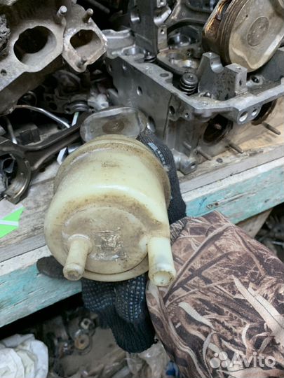 Бочок гура Тойота Камри v30 Авенсис t25