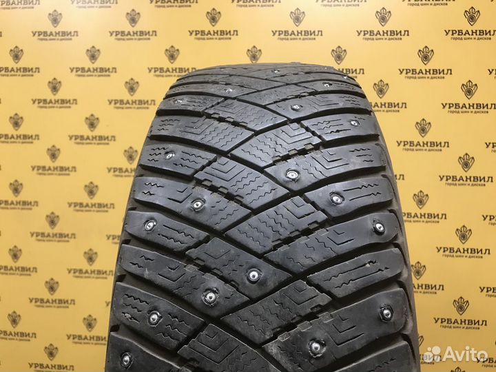 Goodyear Ultragrip Ice Arctic 215/60 R16 99T