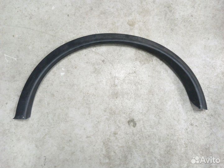 Накладка арки задняя левая Ниссан Жук