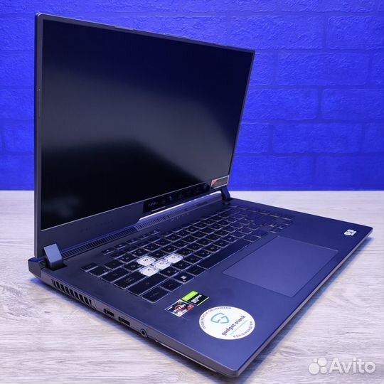 Игровой ноутбук Asus Rog Strix G513IH-HN004
