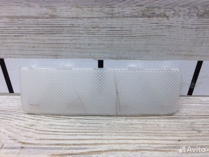 Стекло плафона салонного Chevrolet Cruze седан 1