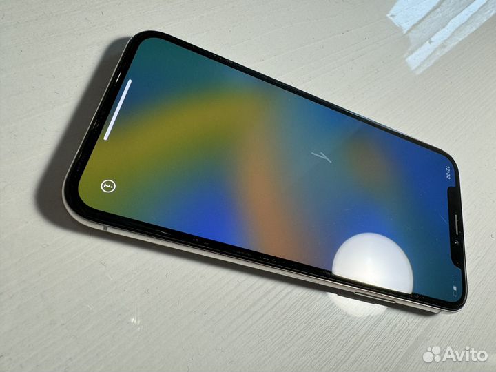 iPhone X, 64 ГБ