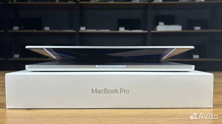 MacBook Pro 14 M1 Pro 16/512 новый