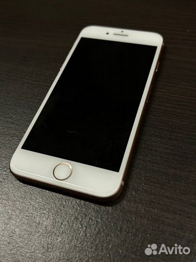 Телефон iPhone 8