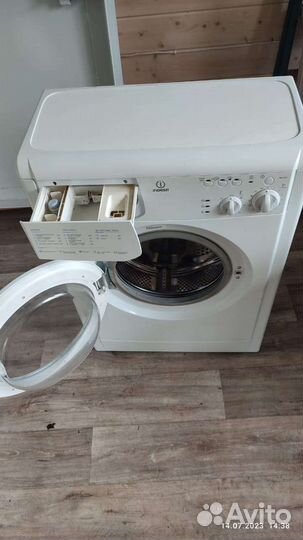 Стиральная машина Indesit
