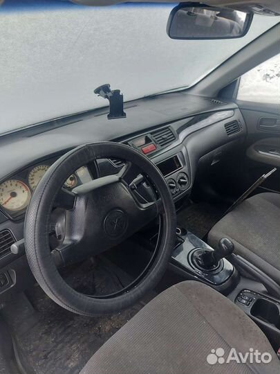 Салон по частям для Mitsubishi Lancer 9