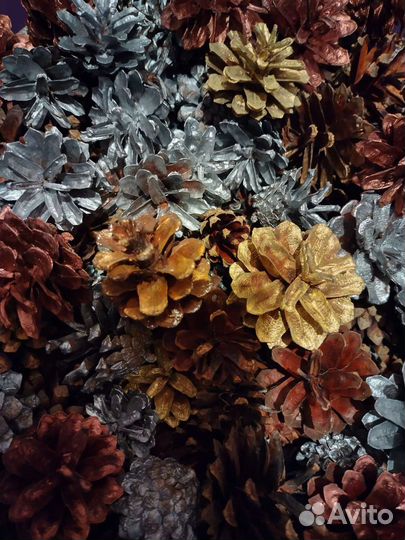 Шишки сосновые крашенные