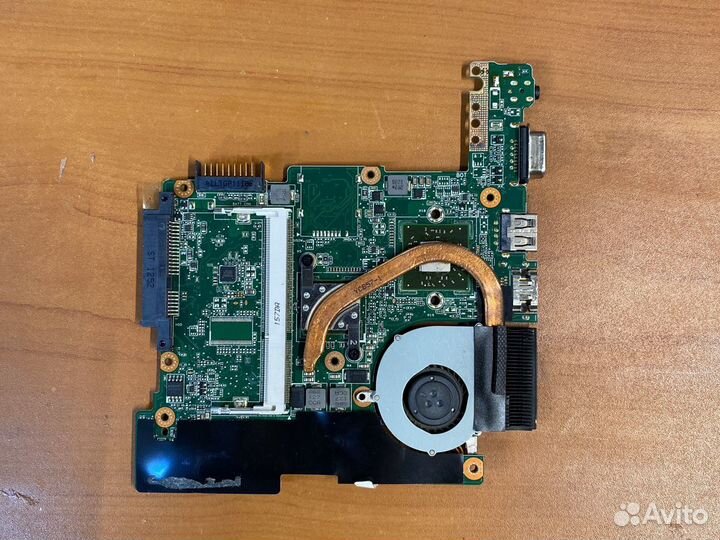 Материнская плата asus 1015b