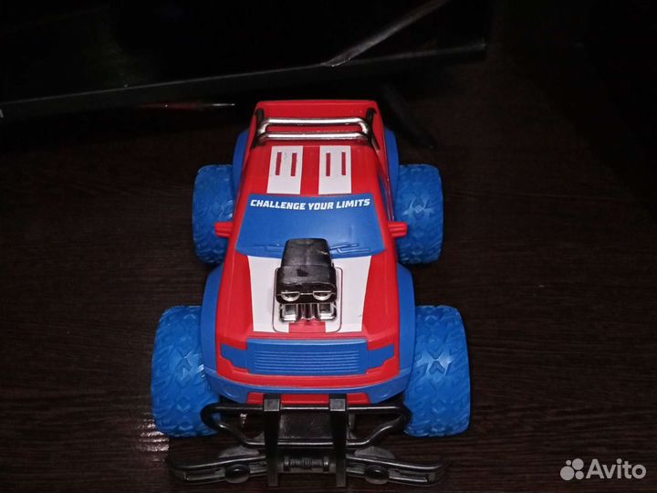 Машинка на радиоуправлении Hot Wheels