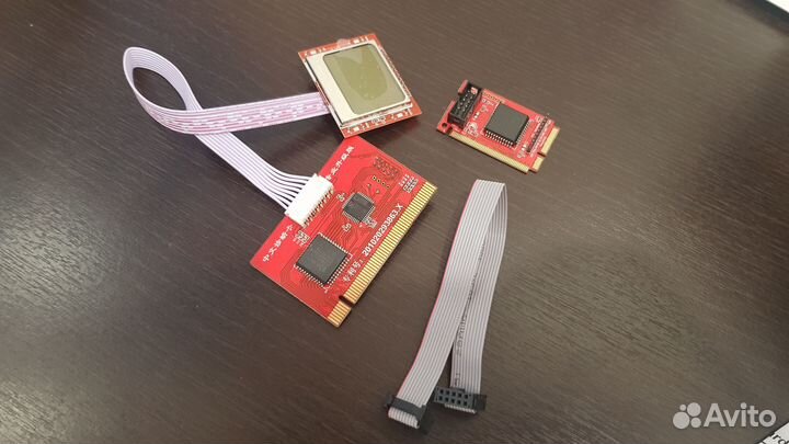 Post-card с дисплеем для диагностики компьютеров