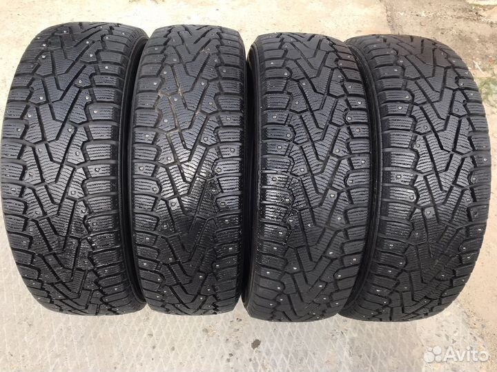 Pirelli Ice Zero 215/65 R17 103T