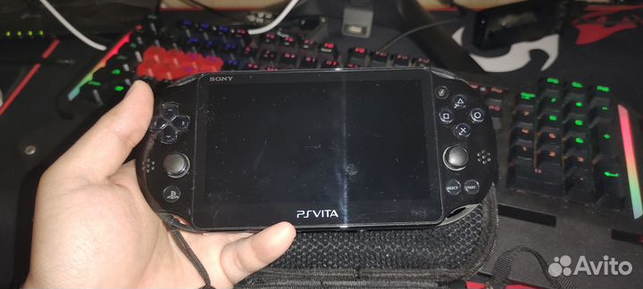 Ps Vita slim 32+256 гб прошитая с играми и чехлом