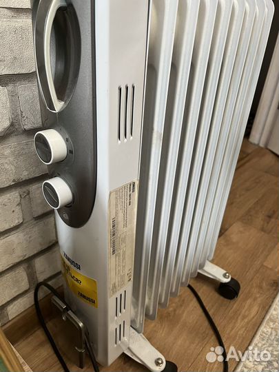 Масляный обогреватель zanussi