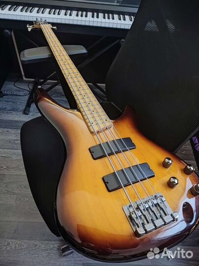 Бас гитара ibanez SR370M