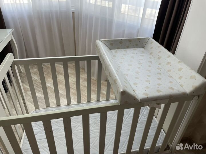 Кровать для новорожденных