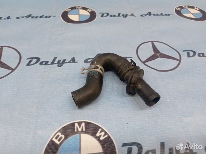 Патрубок отопителя Mercedes-Benz E-Class W210