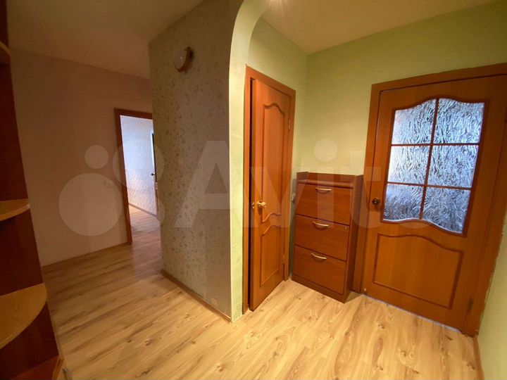 2-к. квартира, 60 м², 3/5 эт.
