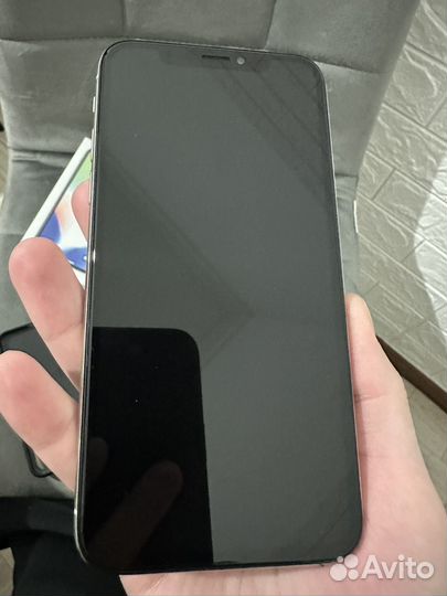 iPhone X, 64 ГБ