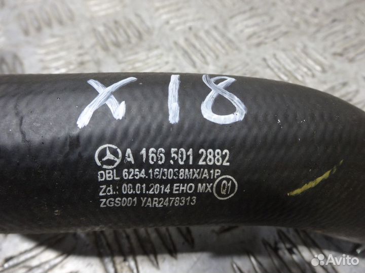 Патрубок радиатора верхний Мерседес 166 292